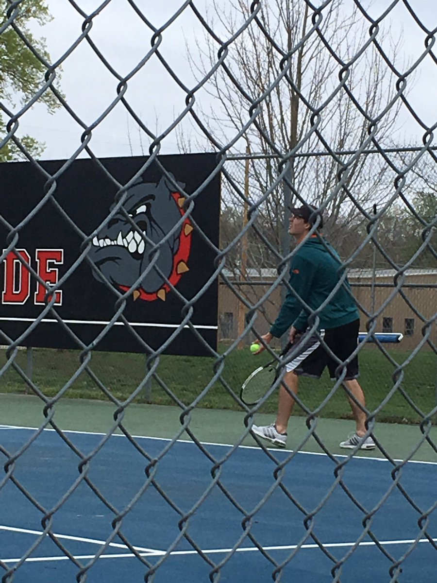 TennisAtTheWath's tweet photo. Progression of a 🔥 serve. 👌👌😤😤🎾🎾🏅🏅💸💸💯💯🔥 https://t.co/s5h6nX8AvE