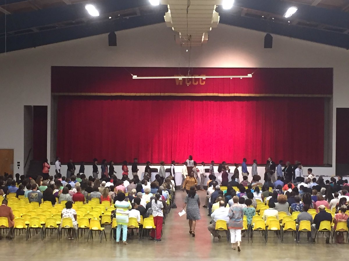 WCEAMS's tweet photo. Congrats to all MS Scholars/TechMasters 2017 Graduates @MECStateChamber @MSDeltaStrong #deltastrong #emergingworkforce #WashCoMS https://t.co/2FtYepMSAK