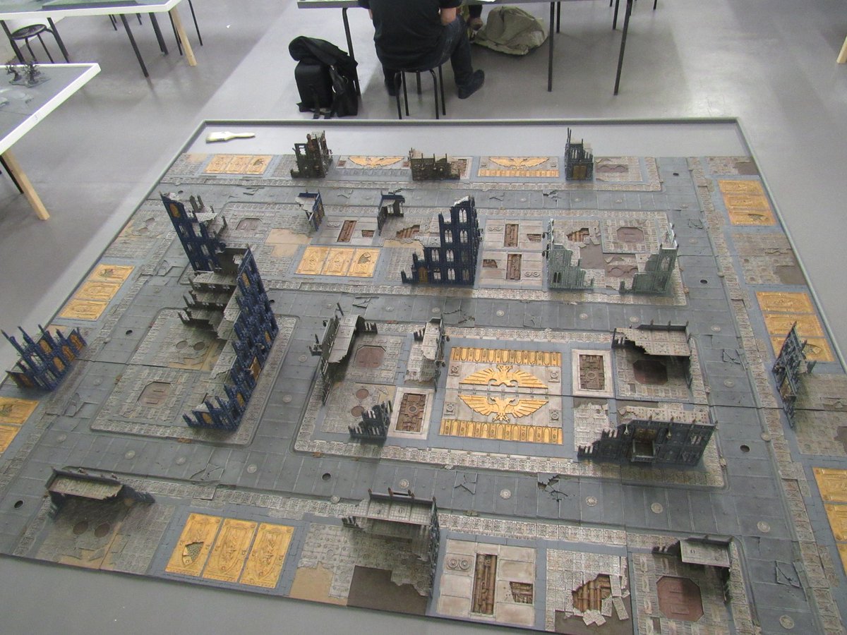 battlebunkerltd's tweet photo. #Megatable now available Mon-Fri. Play #40k Apoc or let let your Titans/Super Heavies loose on a battlefield befitting them #Horusheresy https://t.co/hRCQQAWaMT