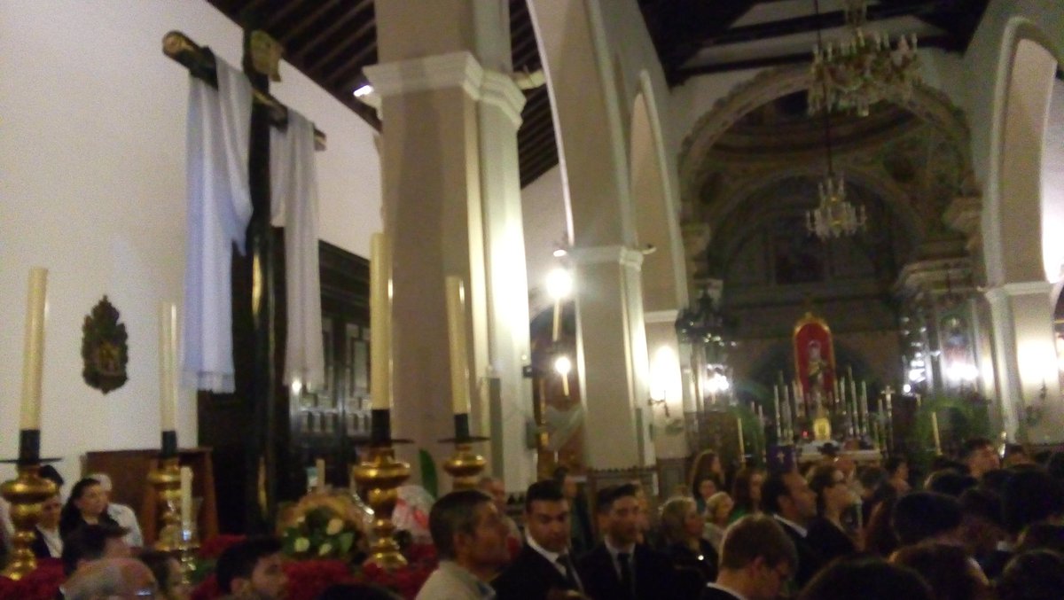 Condavision's tweet photo. La Cruz árborea de La Piedad de #Almonte luce en su Parroquia como cada #LunesSanto #sscondado17 https://t.co/6KMbaQCTOb