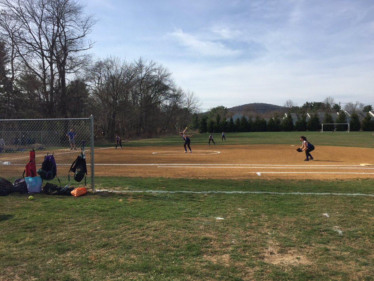 MS Softball taking on William Annin on this beautiful day! #WHRMSPride <a href="/StreaksSoftball/">Streaks Softball</a>
