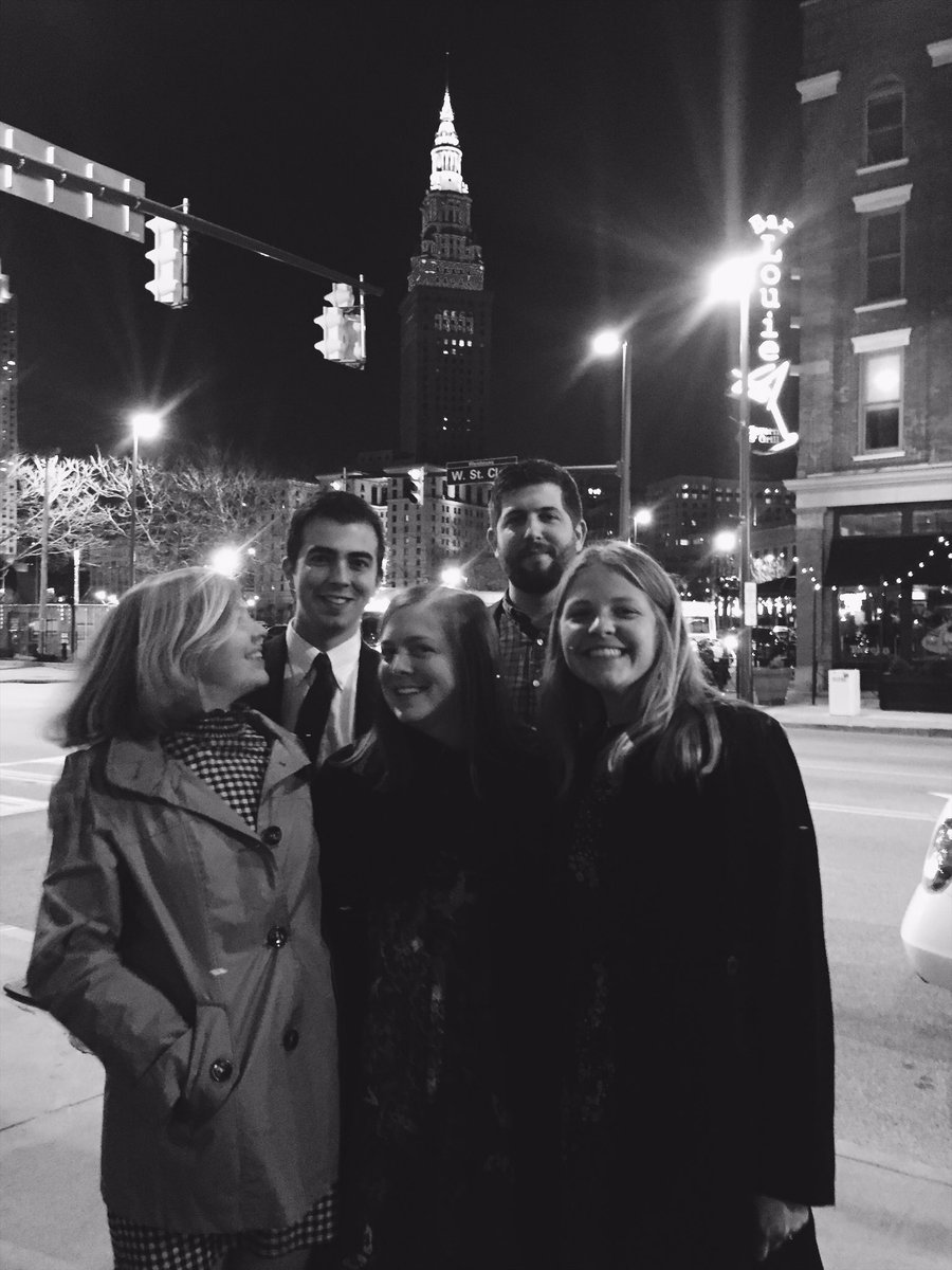 graceveres's tweet photo. there's nothing quite like being friends with your siblings https://t.co/6lGNl5SXlq