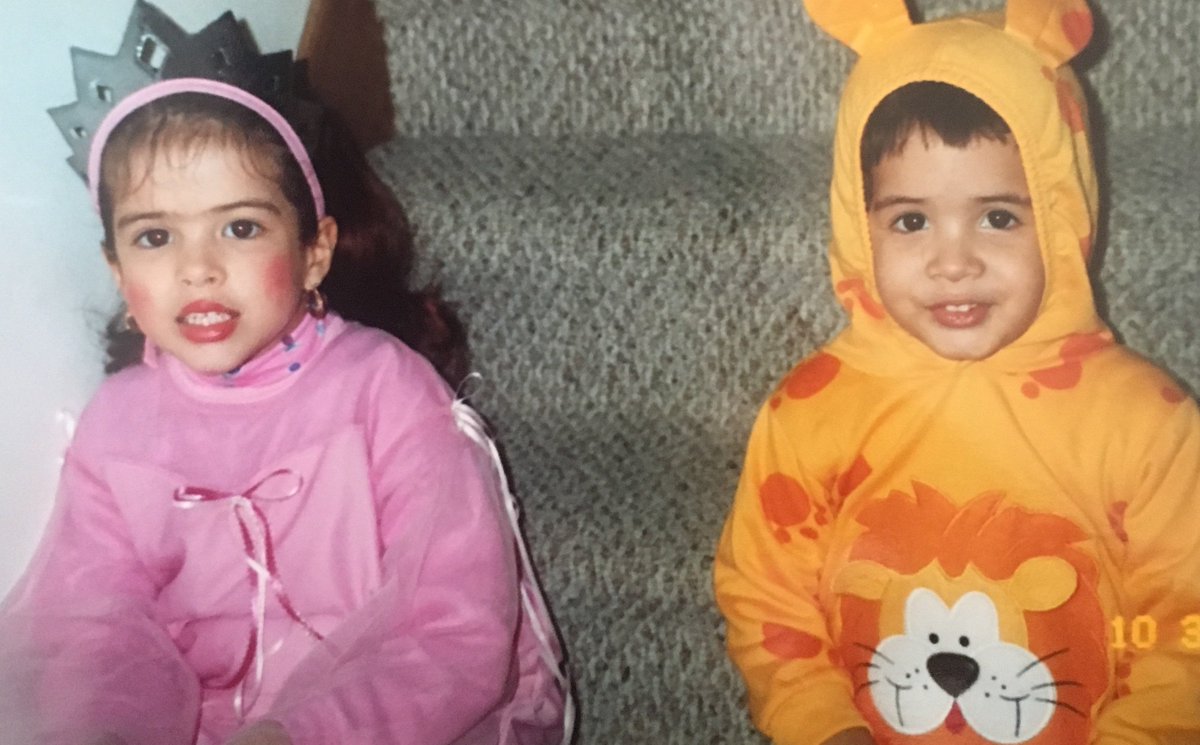 batboycomedy's tweet photo. Happy #NationalSiblingsDay to @cibellinaspeaks, the best sister, partner in crime, and fellow practitioner of the Dark Arts. #PhreshToDeath https://t.co/5HV4kkZmaE