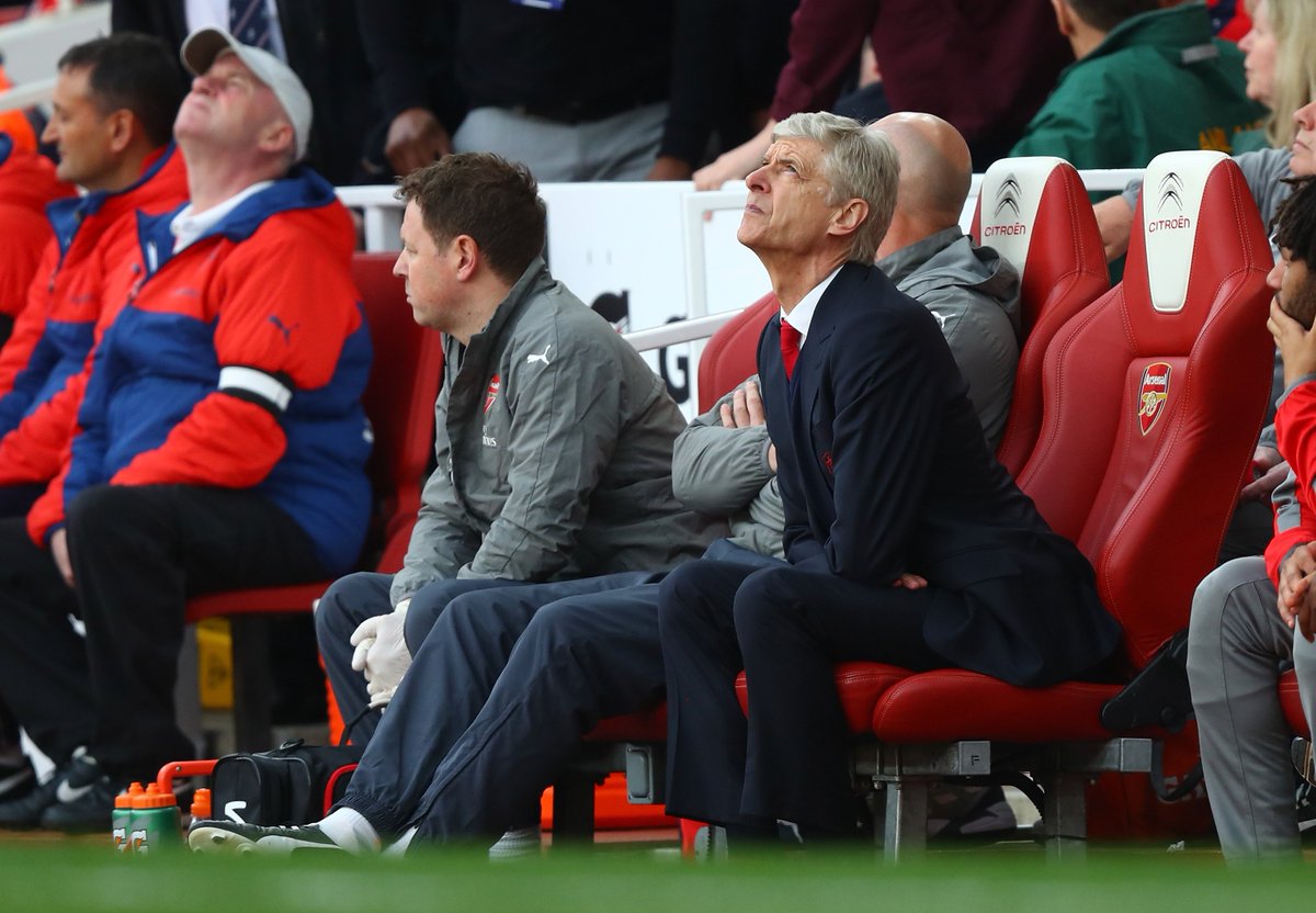 AFTVMedia's tweet photo. Arsenal have conceded at least three goals in four consecutive top flight away matches for the first time since 1929... https://t.co/w8YtRsgLpt