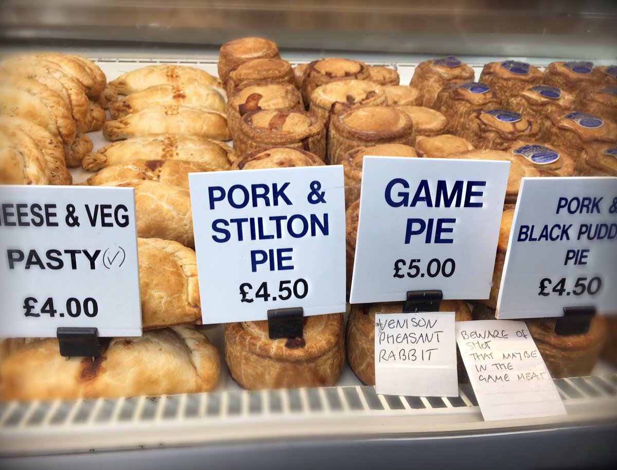 LimaCharlieFood's tweet photo. Pies &amp; burgers! Pork, game, black pudding, chicken, bacon, ham, leeks &amp; mushroom OR a crocodile, kangaroo, ostrich burger! #LondonMarket https://t.co/1eByKCj0qg