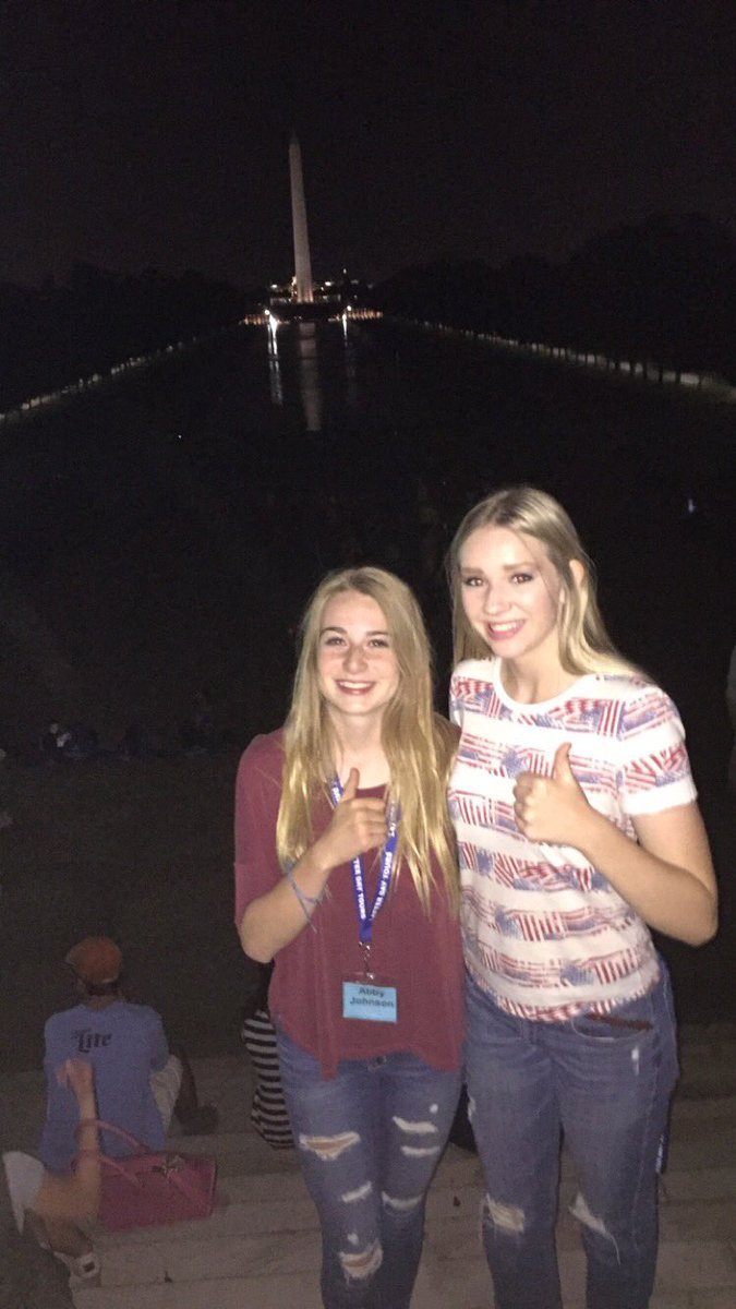 abby_johnson321's tweet photo. Happy bday lauren/Sheryl! Thanks for being my bff❤🎉 @laurenwitbeck https://t.co/NDD4dfMIui