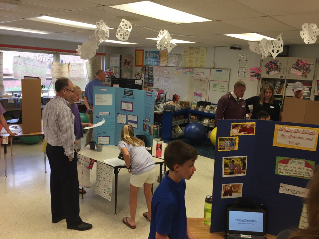 haseibert's tweet photo. Impressive students led by @NDF81 presenting their Passion Projects at West Salem today! #SCSInspire @SalemVaSchools https://t.co/YAfqvANlfW