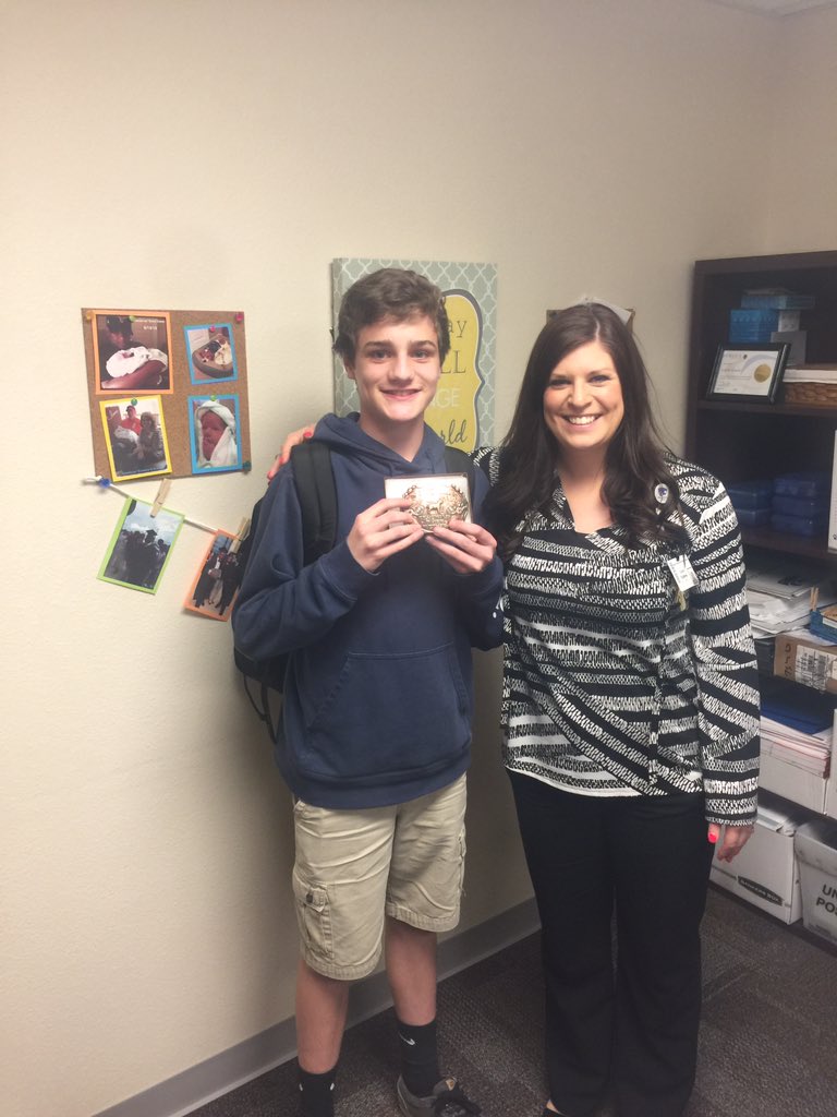 boswellhs's tweet photo. Current Wildcats / future Pioneers receive belt buckle from Tarrant Co Livestock Show! @wildcats_wms #bosproud #emsproud #correctionmade https://t.co/21hP8edWWw