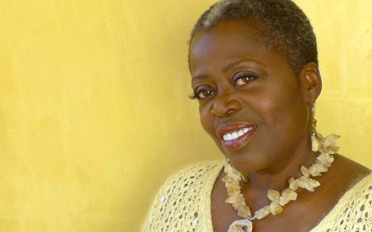 sundayshowtunes's tweet photo. Missed our chat with @DIAMONDLILLIAS #LilliasWhite about @JointisJumpin @TheOtherPalace? Listen again https://t.co/seCPyObrAY https://t.co/0zrSY4ts32
