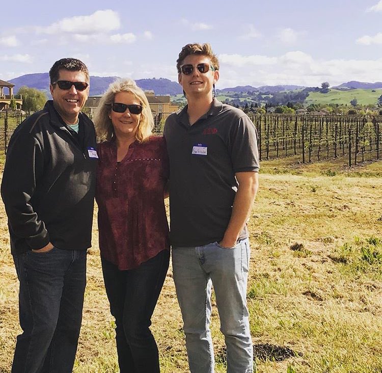 SSUAlphaSig's tweet photo. We had a blast at Parents Weekend!Thanks to @RocheWinery for being great hosts and our parents for coming to visit lovely Sonoma County 🍇🌤🍷👪 https://t.co/0tt0gCfTij