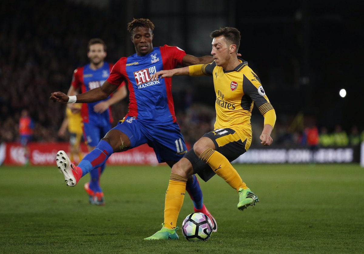 Wilfried Zaha tweet media