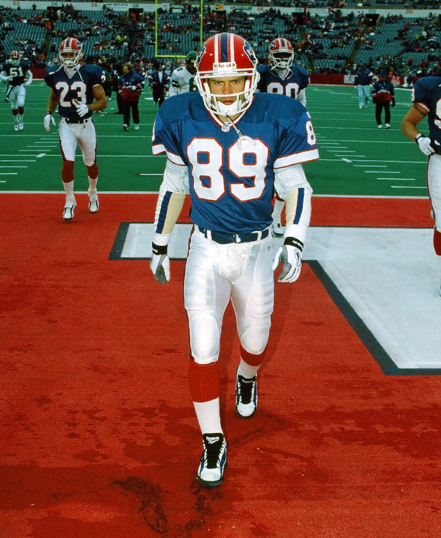 To one of our favorite all-time Bills, on and off the field...

Happy birthday, STEVE TASKER! 