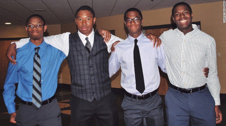 CNN's tweet photo. These Ohio quadruplets have all been accepted to Harvard, Yale and Duke and other top national universities https://t.co/tCOeNuG2cZ https://t.co/YSfl4uvOQj