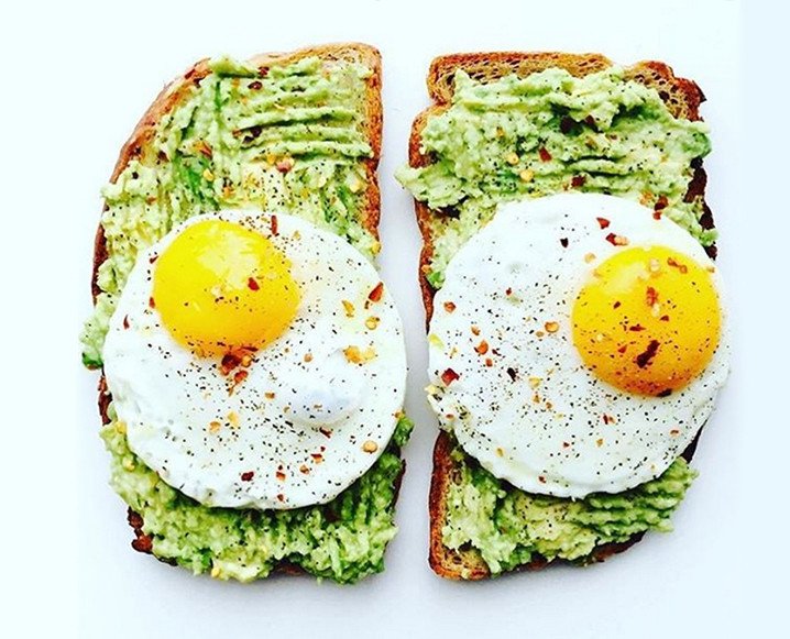 chalkboardmag's tweet photo. BREAKING NEWS | The world's first avocado bar is officially open in Brooklyn, NYC, and we're getting the first peek: https://t.co/3E0llWDGtO https://t.co/qFRddL16Pt