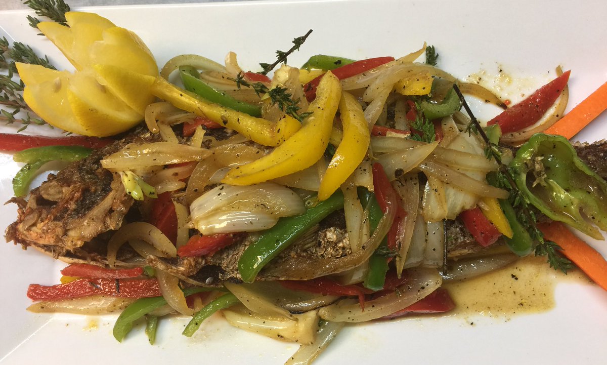 Escoveitch red snapper for Lent <a href="/IslandFlavors/">Island Flavors</a> @jamaicanrestaurant #islandflavorsandtings #Lent #Foodie #jamaicanchef