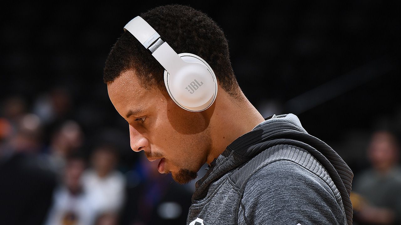 Curry earbuds hot sale