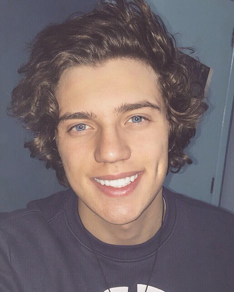 stephangbk's tweet image. Será?