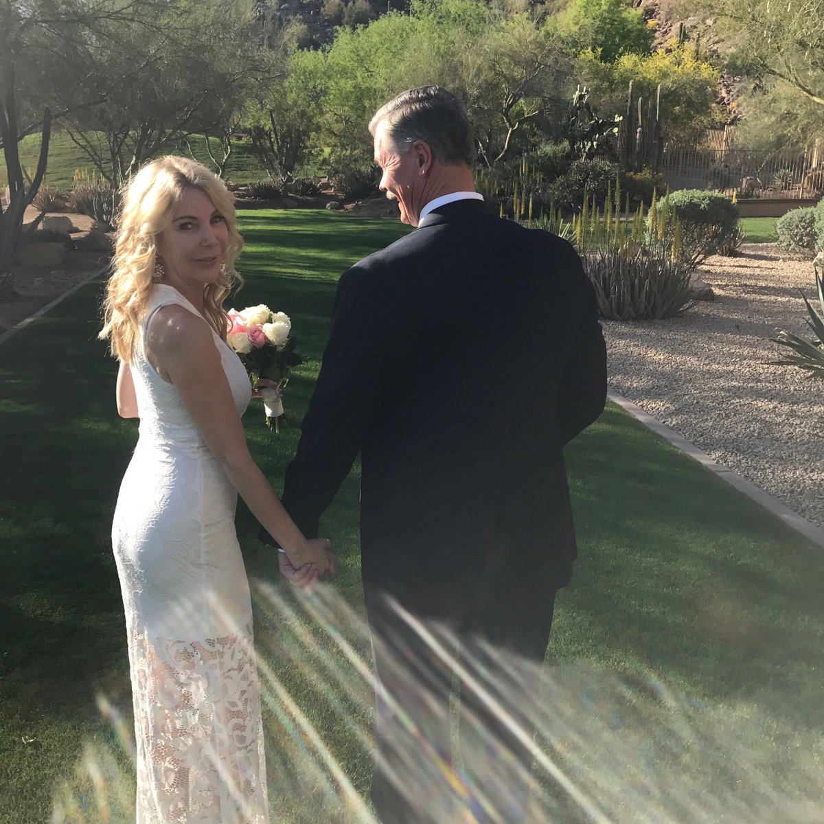 judigriffin08's tweet photo. Beautiful day for a white wedding @the_phoenician 
#someonelikeyou 
#van Morrison https://t.co/muuxzdhGZ5