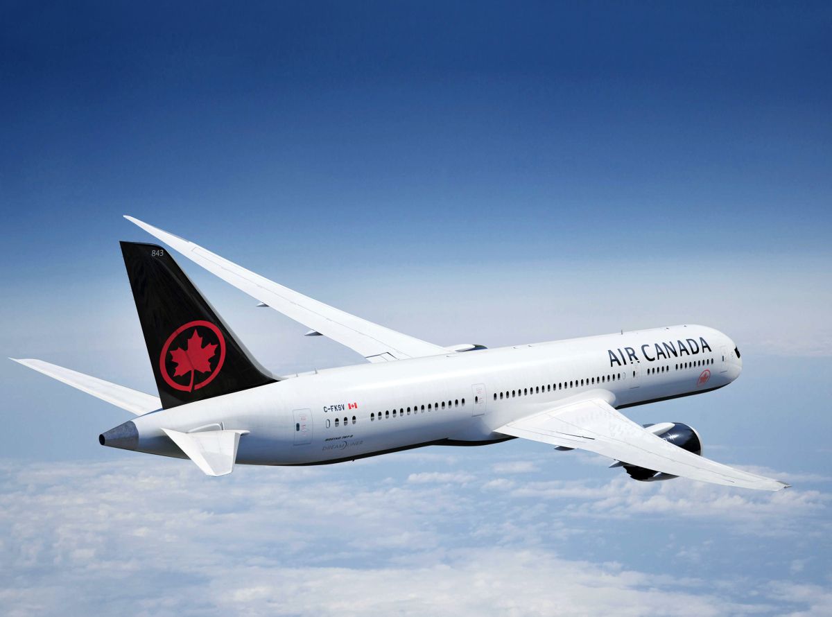 UXBooth's tweet photo. How to Redesign an Airline https://t.co/LP2NmI1TIM https://t.co/Id3UwzBkPr