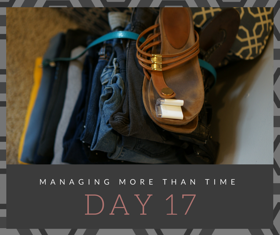 SelfMgmtPlanner's tweet photo. Day 17 - Clearing out the closet #MoreThanJustTime #Minimalist https://t.co/Oaw1PN8UdN