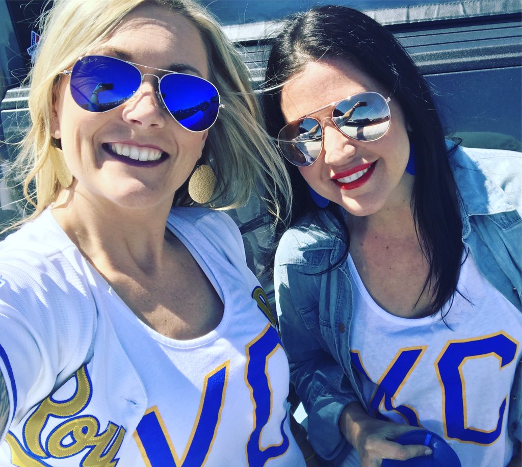 Wearitsat4's tweet photo. #KCRoyals #OpeningDay https://t.co/zl9sUKVY6D