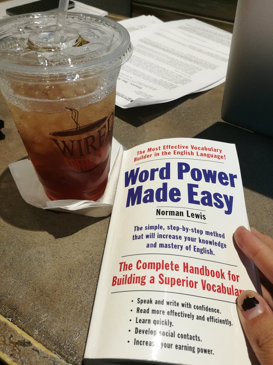linlin_yll2599's tweet photo. It is time to increase my English vocabulary 💪 #vocabulary #wordpowermadeeasy #builderintheenglishlanguage https://t.co/8QpIhbk9wG