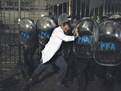 "Soy en gran medida lo que mis maestros me enseñaron. Y soy también aquello que hoy, como maestro, enseño.
#ConflictoDocente