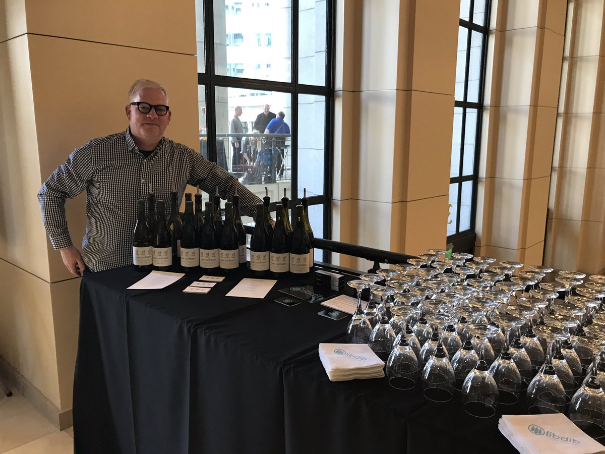 brtania's tweet photo. Thank you @RCochraneWines for pouring your fabulous wines @Lib_Dib reception #industryonlyggra Come and taste! https://t.co/sa8LKS2465