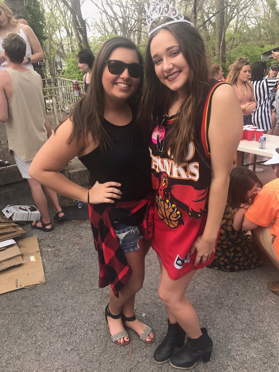Happy bday to this perfect sis of mine! Hope your day is fab ❣️❣️