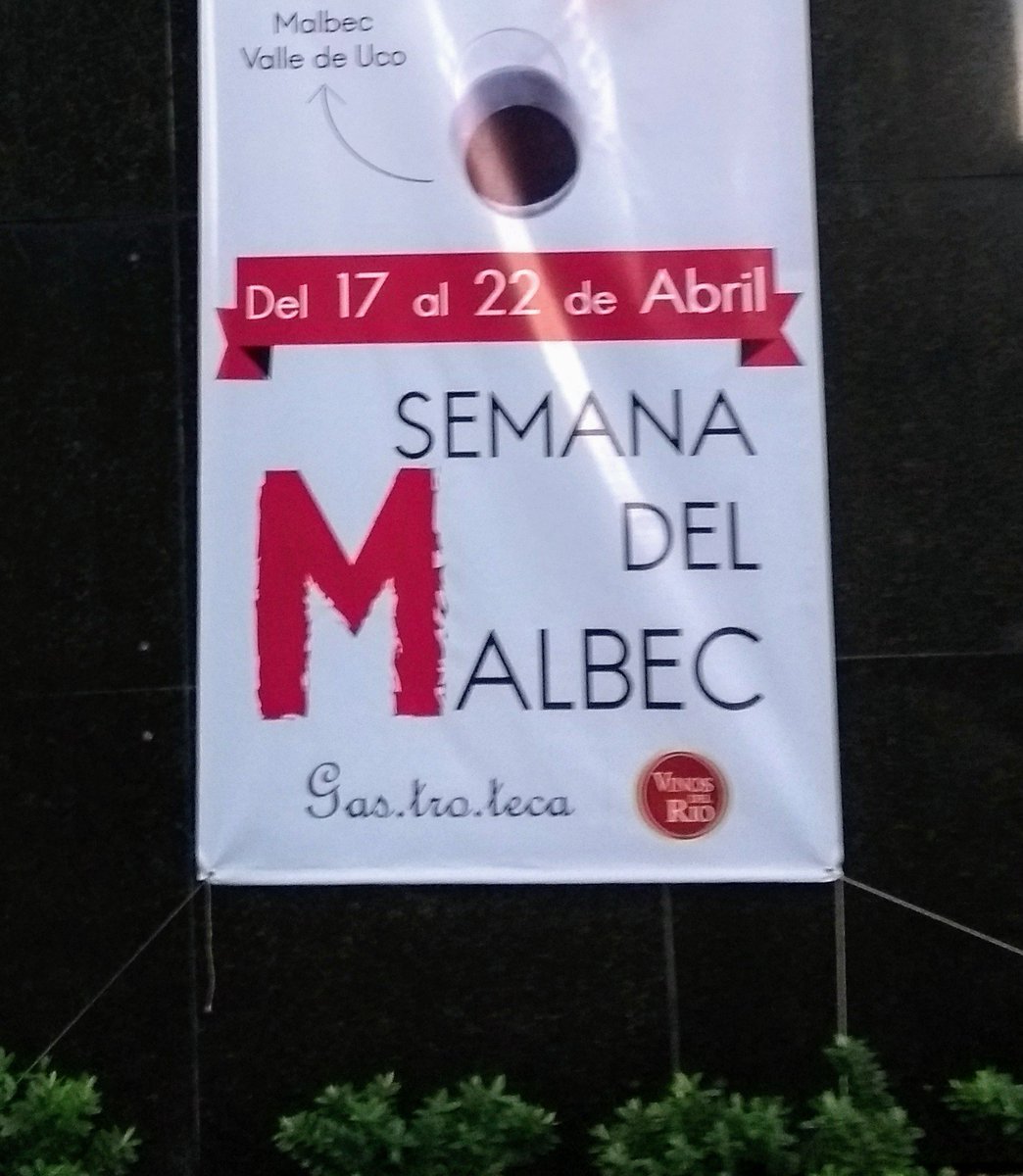 Le #malbec à l'honneur chez <a href="/VinosdelRio/">Vinos del Rio</a> #Bogota mais pas de #Cahors. Une opportunité à saisir? #wine #vin #Lot #Colombia #France <a href="/FrCol2017/">Année FranceColombie</a>