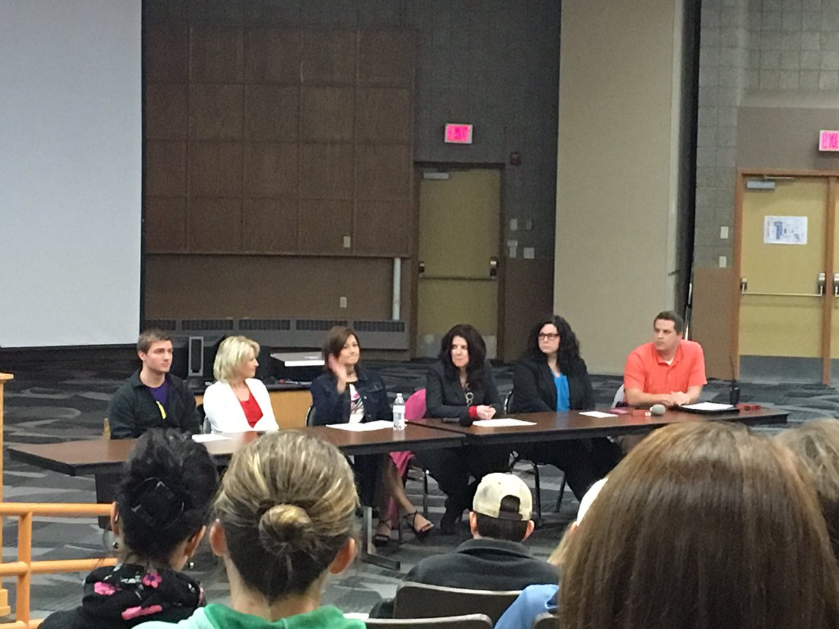 Project For Teens tweet media