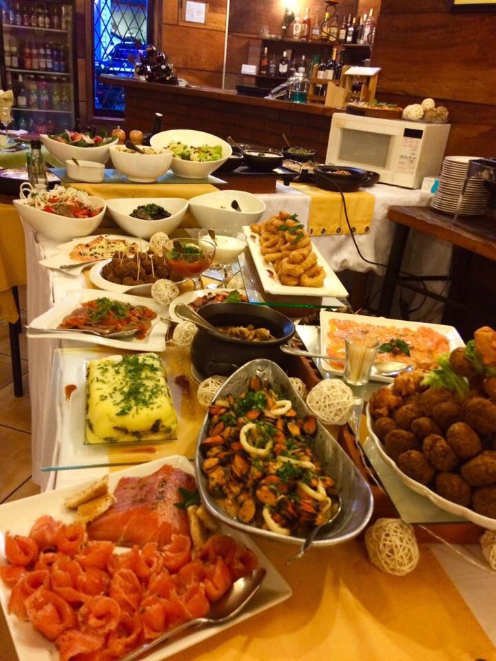 DaliRestauran's tweet photo. Esta semana se viene con todo,
Tenedor libre carnes, pastas pescados! miérc juev y viernes 
desde las 19:30 hrs.
Dalí Restaurant #osorno https://t.co/rqs9GZln3H