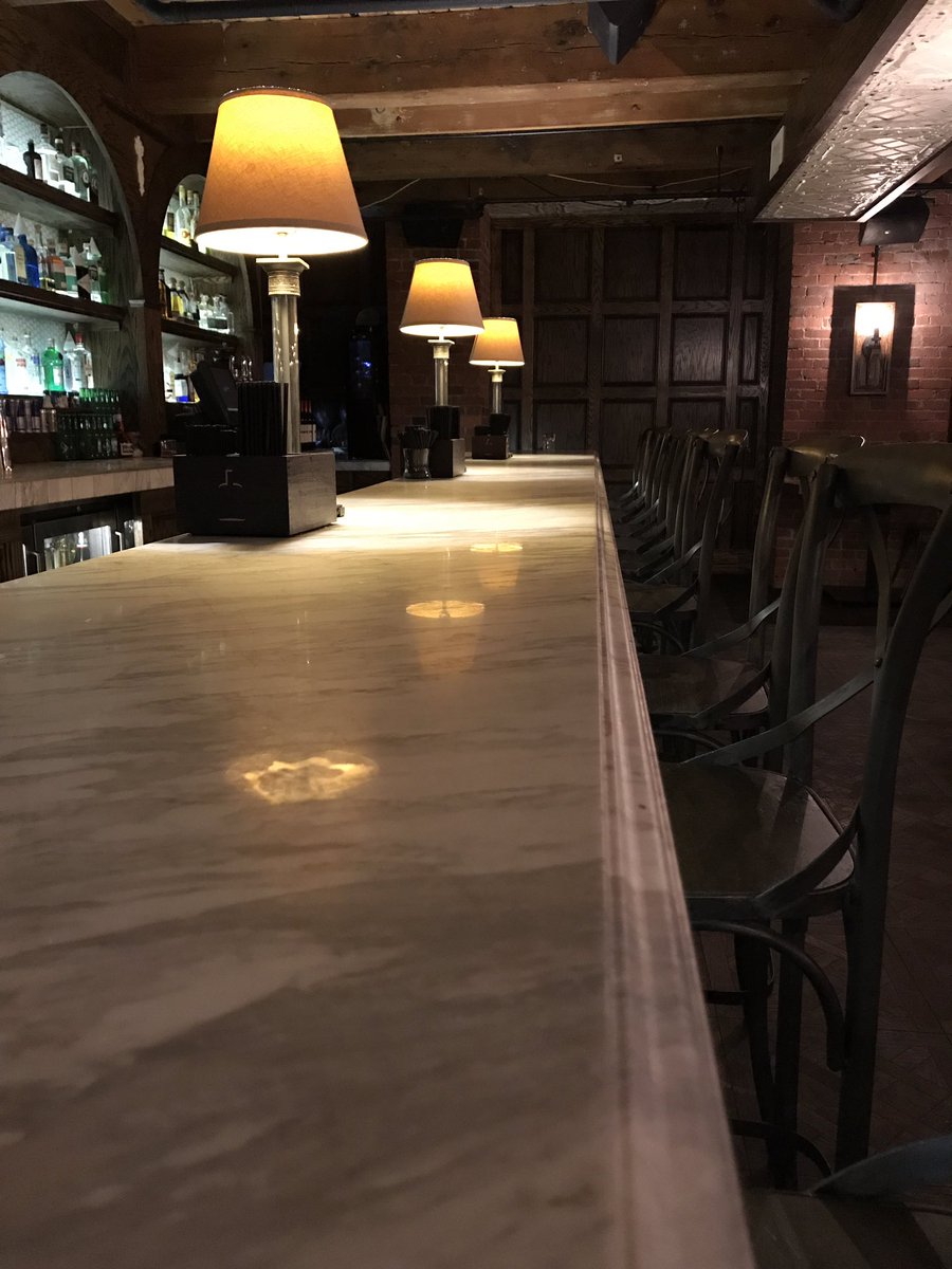 UniqueVenues's tweet photo. We visited Pittsburgh today. The @ampdgroup graciously showed us their awesome #eventspaces. Best places in the city for a memorable event! https://t.co/YxvqlFpKlm