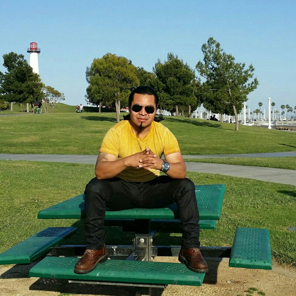 MiguelpuMiguel's tweet photo. Feliz noches Familia tweeters,   #actor #mondaymotivation #Taekwondo #hollywood #screenwriting #cine #karate #model #love #besos https://t.co/kXAjZv8SOy
