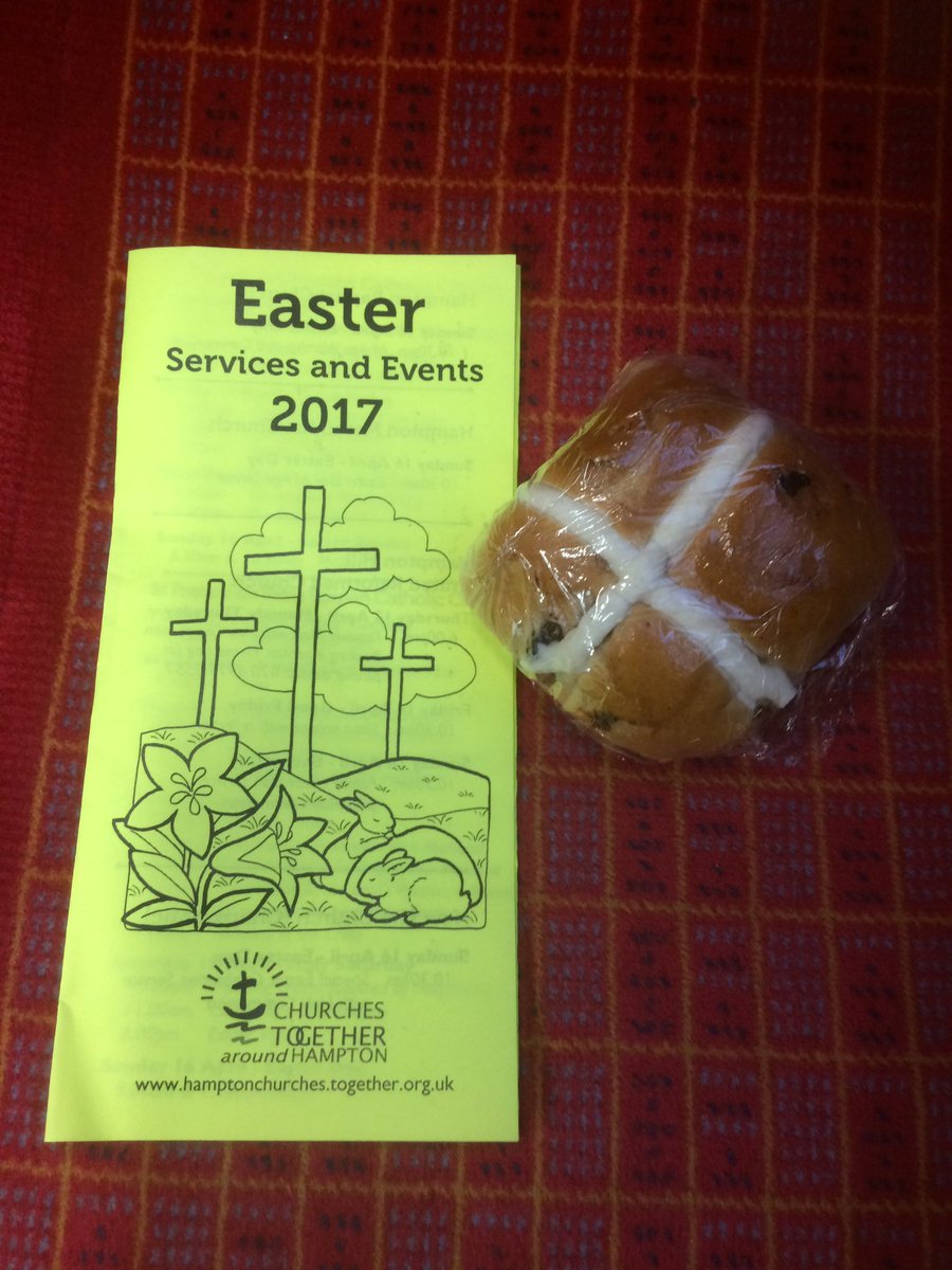 lisamainwaring's tweet photo. Thank you @HamptonChurch Enjoying my hotcross bun on my commute this morning #Easter #Becauseofthecross https://t.co/AgBGK8GgQl