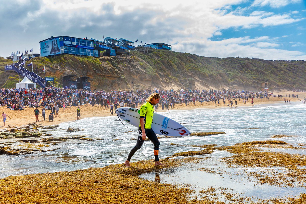 Your @WSL #RipCurlPro defending champ <a href="/mattwilko8/">Matt Wilkinson</a>! Can he ring it again? 🔔🔔🔔