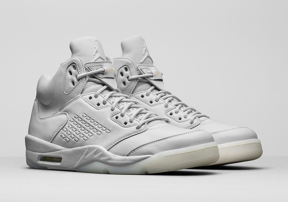RhashadC's tweet photo. Air Jordan 5 Premium Pure Platinum release on 04/22/2017 for $400 via https://t.co/CaIJdoqklm #KoFapp https://t.co/oKoQgwgk5M