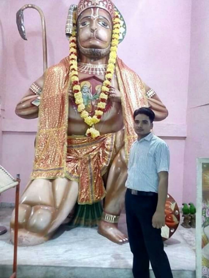 RavindarBjp4UP's tweet photo. श्री हनुमान जन्मोत्सव पर आप सभी मित्रो को सपरिवार हार्दिक मंगलकामनाएँ जय जय श्री राम जय जय हनुमान!#हनुमान_जन्मोत्सव https://t.co/rVaYZVgqkx