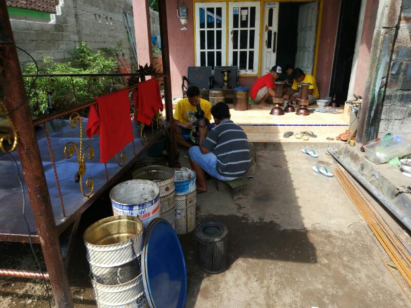 dispora_bwi's tweet photo. Bahan pokok yg digunakan smuanya dr brang bekas lho #pelatihananekakerajinan #sarimulyo #cluring @wawanyadmadi @a_azwarnas @banyuwangi_kab https://t.co/uYSs6xy5gr