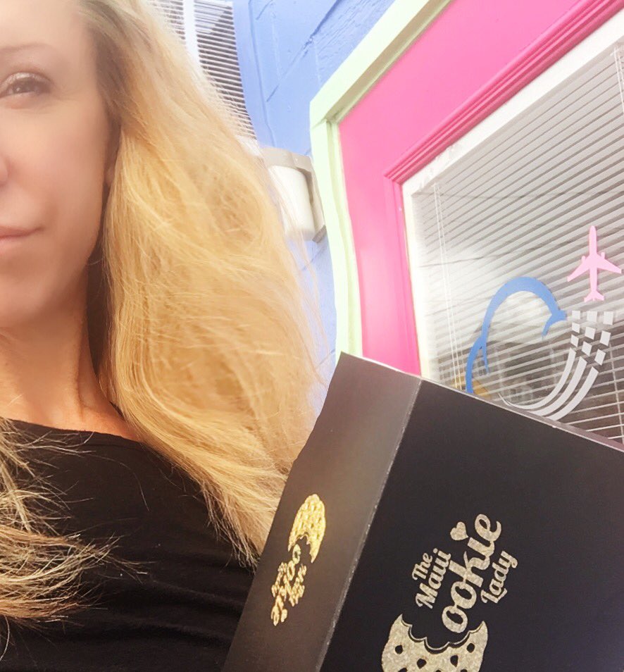 #Luxury Private #Jet Catering out of LA, LV &amp; Maui-honored excited #dream-cookies heading to skies #StartUp #Hawaii  #AmericanDream