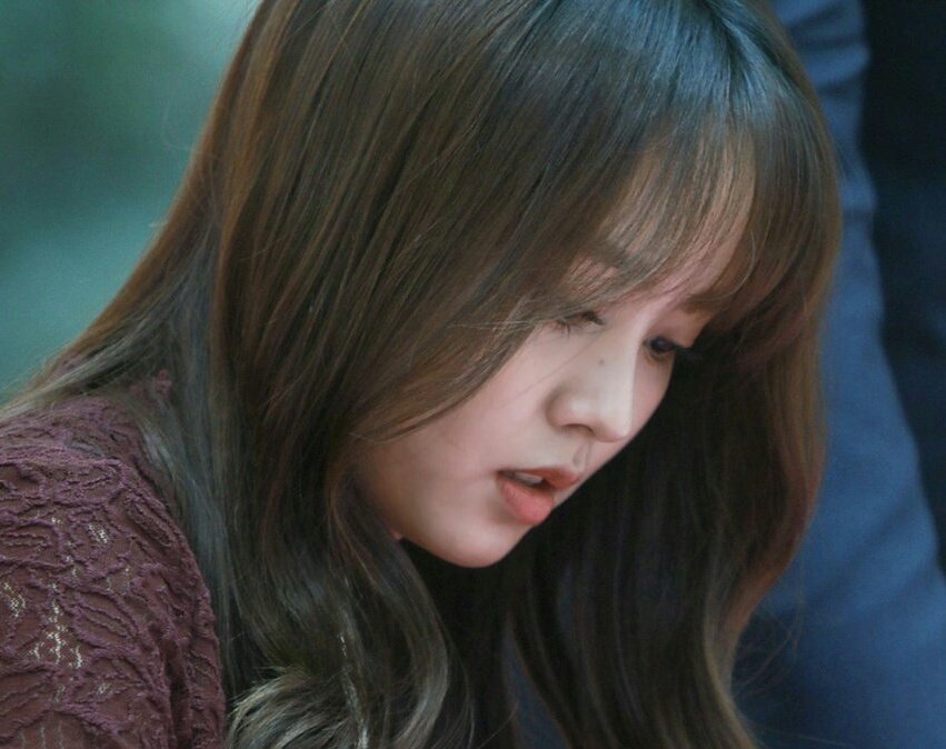 grxylight's tweet photo. +injak, menunggu lagu segera diakhiri. 

 https://t.co/YeschvtL3V 

[ @junbyatch ]