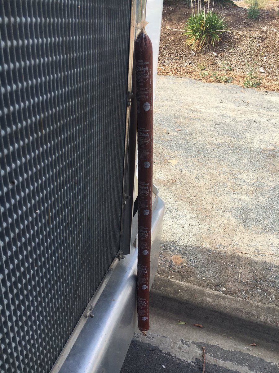 JakeToster's tweet photo. After driving past for the last 5 weeks, it would have been rude not to call in! #4ft #steinys #barossa #v17truckingdone 👍🏻🍇🍻 https://t.co/KCEt9jnhhR