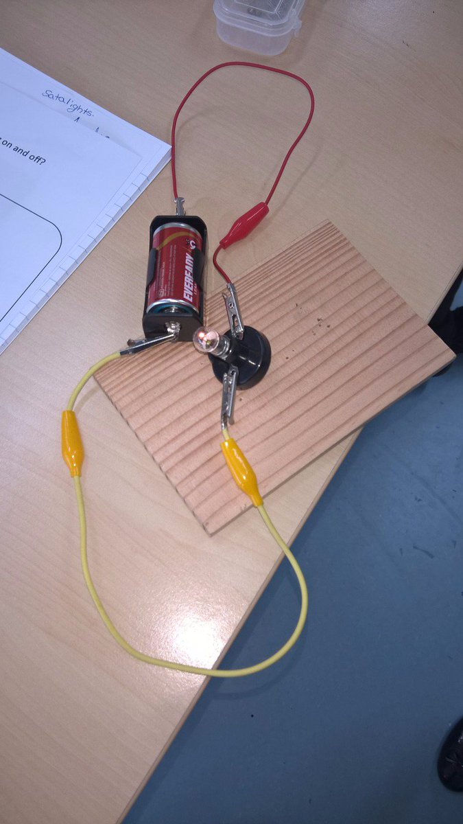BCADyear4's tweet photo. Straight back into it #Y4Mara investigating how circuits works. Great excitement when the bulb lit up @BCADprepscience #teamBCAD #KS2Science https://t.co/9v5ymfGjPU