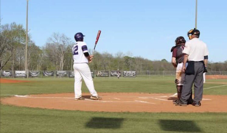 carsonowens12's tweet photo. Biggest series of the year starts tomorrow!!! #sryr #iluvbaseball #deepbreath #dinger https://t.co/wXIUnjI1vl