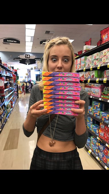 Yuuuum yum in my tum tum (: https://t.co/Jwgr4OZ8t5