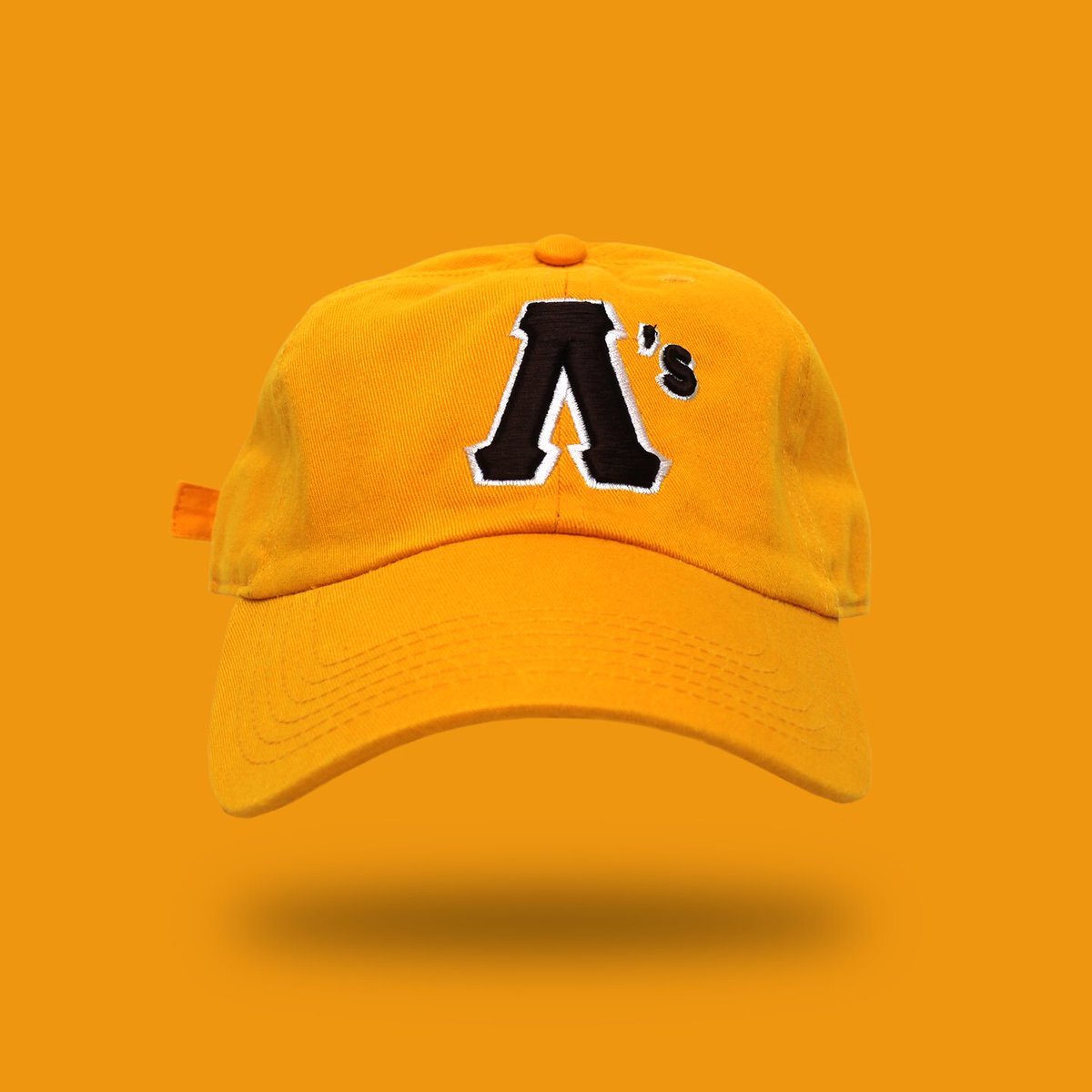 NoDroppies's tweet photo. The Rest Were Just Born. 

New #FratCaps available on https://t.co/Xue13l5Sr6 

#LULszn #ΛΥΛ  #1982 #EliteLambdas #Spring17 #Λs #TightGRIPS https://t.co/wRLAZipj47
