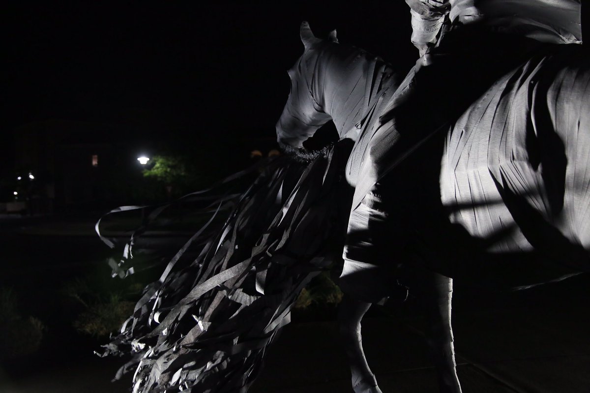 TexasTech's tweet photo. .@SaddleTrampsTTU wrapped Will Rogers and Soapsuds in black tonight in tribute to former @TexasTechFB Coach Spike Dykes. https://t.co/mSpi14H8CW