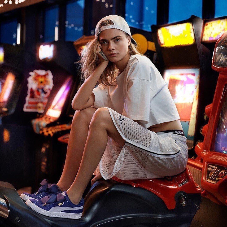 caradeleuinqne's tweet image. RT for Follow 😘