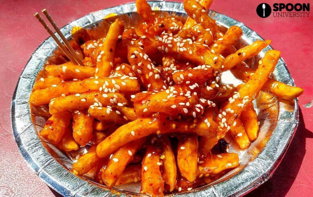 When you crave something tangy and crispy, you know there always Honey Chili Potatoes 
Photo by <a href="/bnslbhavya/">Bhavya Bansal</a>