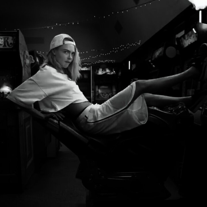 caradeleuinqne's tweet image. You go girl @Caradelevingne